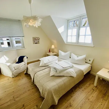 Appartement Haus Milena/Jule à Rostock Extérieur photo